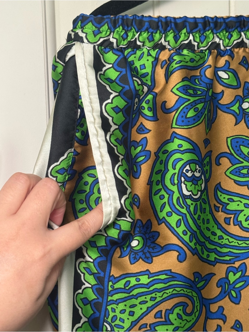 Zara Green and Gold Paisley Wide-Leg Satin Pants - Picture 6 of 8
